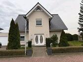 Foto - Einfamilienhaus in ruhiger Wohnsiedlung
