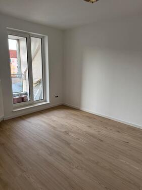 Foto - Vermiete 2 Zimmer, Küche Bad - 680,00 EUR Kaltmiete,