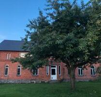 Ein WG Zimmer in großer Wohnung im alten Gutshaus zu vermieten - Schwaan