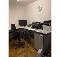 Lagerhalle mit Büround Parkplatz.Bergedorf – 1500 - Börnsen