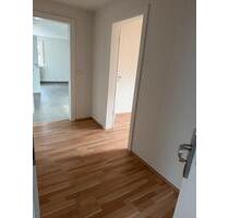 2- Zimmer-DG Wohnung frisch renoviert, ab sofort bezugsfrei - Ketsch