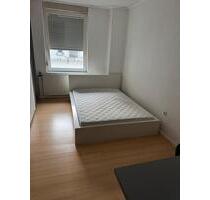Möbliertes WG Zimmer Marienplatz 560 € warm inkl WLAN - Fellbach Oeffingen