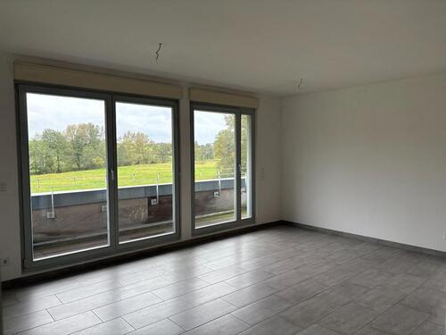 Foto - Helle Dachgeschosswohnung mit Einbauküche und Tageslichtbad