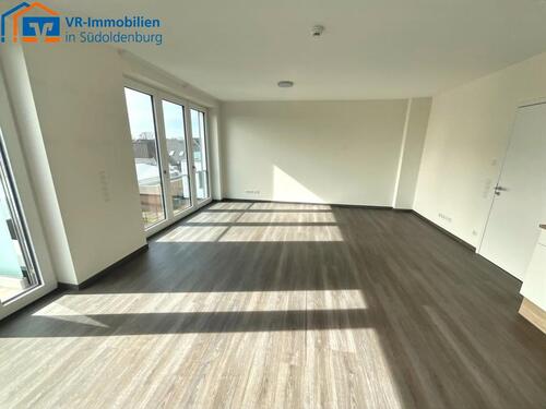 Foto - Topmoderne Oberwohnung mit Balkon und Keller im Zentrum von Garrel!