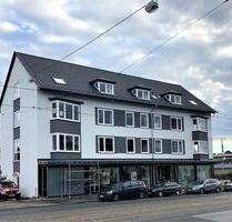 Die wunderschöne Wohnung befindet sich im Dachgeschoss eines sehr gepflegten Mehrfamilienhauses in dem Kasseler Stadtteil Niederzwehren. Die Wohnfläche von ca. 72,20 m² teilt sich auf in ein...