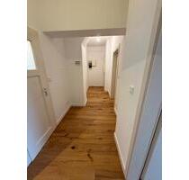 Erstbezug nach Sanierung: Exklusive Dachgeschosswohnung - Hannover Ahlem-Badenstedt-Davenstedt