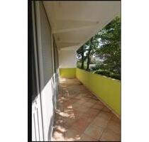 Einziehen und wohlfühlen, 1A ausgestattete 3 Zi. -Wohnung mit Balkon in Lampertheim