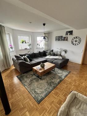 Foto - Großzügige, helle 4 Zimmer Wohnung