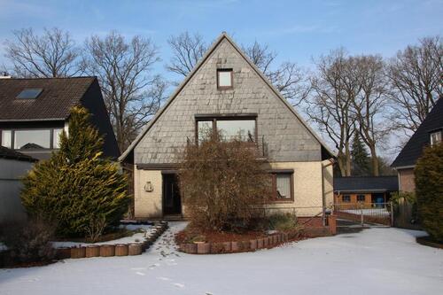 Foto - Einfamilienhaus 155qm, Grundstück 1430qm --von Privat--