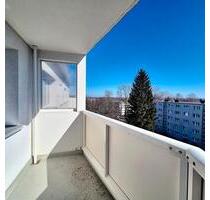 Gute Aussichten - 409,00&nbsp;EUR Kaltmiete, ca.&nbsp; 66,00&nbsp;m&sup2; in Freiberg (PLZ: 09599)