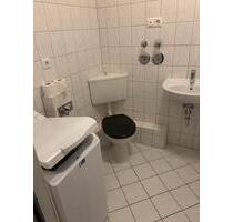 2 Raum Wohnung - 425,00 EUR Kaltmiete, in Schwerin (PLZ: 19063) Mueß