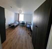 WG-Zimmer zu vermieten - 450,00 EUR Kaltmiete, in Berlin (PLZ: 12109) Tempelhof-Schöneberg