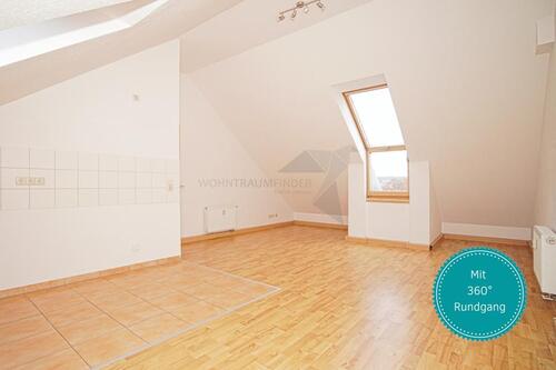 Foto - Romantische 2 Raum DG-Wohnung mit Aufzug, Tageslichtbad und tollem Wohn-Koch-Essbereich