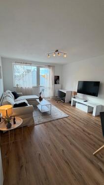 Foto - Renovierte, möblierte 2-Zimmer-Wohnung mit Balkonen zur Miete