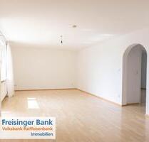 Wohnen über den Dächern von Freising: Charmante 3-Zimmer-Wohnung mit Panoramablick