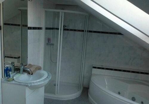 Foto - Dachgeschoßwohnung in Straßkirchen zur Miete