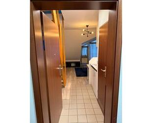 Möblierte 2 - Zimmer Maisonette Wohnung mit Balkon - Nähe Uni - Kassel Fasanenhof