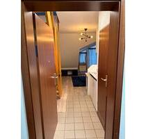 Möblierte 2 - Zimmer Maisonette Wohnung mit Balkon - Nähe Uni - Kassel Fasanenhof