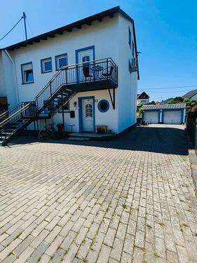Foto - Modernisiertes Einfamilienhaus mit Einliegerwohnung & PV- Anlage