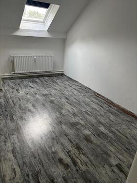 Foto - WG Zimmer provisionsfrei zu vermieten in ca. 103 m2 Wohnung