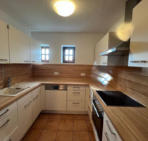 Großzügige 2-Zimmer-Wohnung mit Balkon und Einbauküche - Bernried