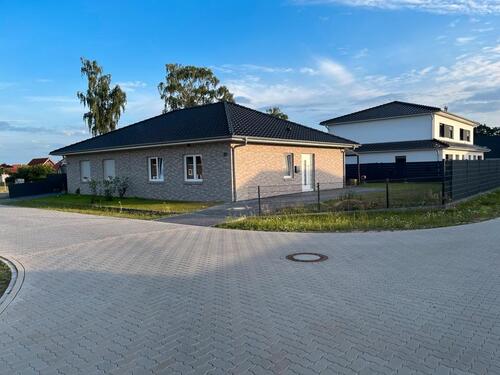 Foto - Doppelhaushälfte zu vermieten - 1.000,00&nbsp;EUR Kaltmiete, ca.&nbsp; 85,00&nbsp;m&sup2;