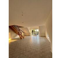 Sehr helle, hochwertige 3,5- Zimmer Maisonette-Wohnung - Hösbach