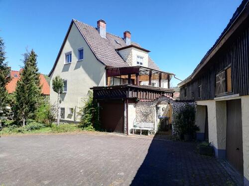 Foto - Platz ohne Ende! 12 Zimmer Haus mit Garten, Hof & 4 Garagen