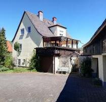 Platz ohne Ende! 12 Zimmer Haus mit Garten, Hof & 4 Garagen - Sonneberg