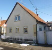 Haus mit Nebengebäude und Garten in Bad Königshofen - Bad Königshofen im Grabfeld