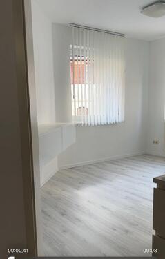Foto - Zimmer für gewerbliche Nutzung - 300,00&nbsp;EUR Kaltmiete, ca.&nbsp; 16,00&nbsp;m&sup2;