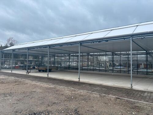 Foto - Wohnmobilstellplatz, Wohnwagenstellplatz, Unterstellhalle, Lager