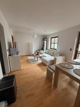 Foto - 2-Zimmer Wohnung mit Balkon - 1.450,00&nbsp;EUR Kaltmiete, ca.&nbsp; 48,00&nbsp;m&sup2;