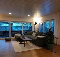 Großzügige 4-Zimmer-Wohnung mit Balkon & Garage in Roth