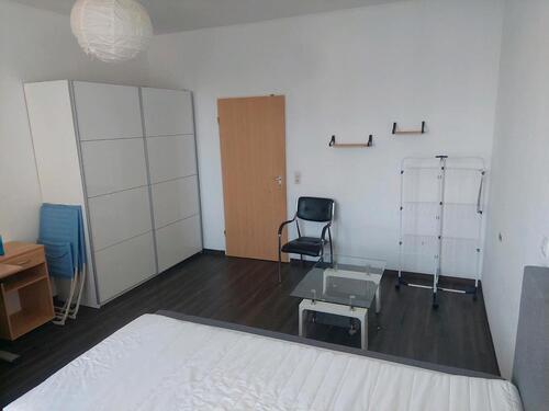 Foto - Zimmer zu Vermieten - 550,00 EUR Kaltmiete,