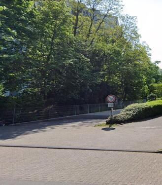 Foto - Tiefgarage in Köln-Porz abschließbar (Stresemannstr. 5)