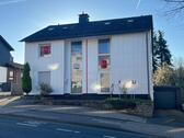 Foto - Grosszügiges Zweifamilienhaus in Eschweiler