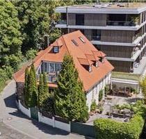 Juwel im Herzen Bayreuths: modernisiertes Wohn- und Geschäftshaus