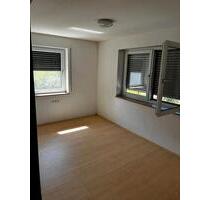 Wohnung zu vermieten - 1.250,00&nbsp;EUR Kaltmiete, ca.&nbsp; 118,00&nbsp;m&sup2; in Mönchsdeggingen (PLZ: 86751)