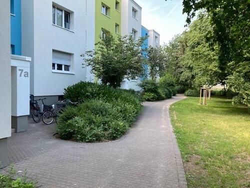 Foto - Großzügig geschnittene 2-Zimmer-Wohnung mit Balkon frei ab 01.03.2026!