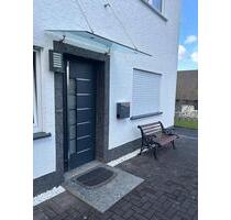 4-Zimmer-Wohnung mit eigenem Eingang und Garten in GM-Karlskamp - Gummersbach