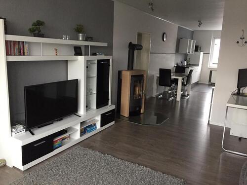 Foto - Helle, moderne 3-Zimmer-Eigentumswohnung mit Balkon & Kaminofen