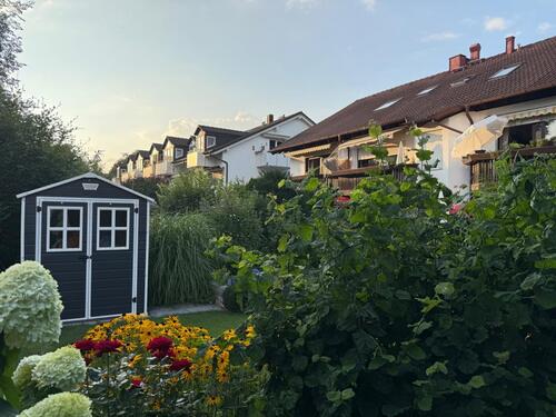 Foto - Wohntraum in Solln: Charmante 2-Zi. DG-Wohnung und Hobbyraum in r