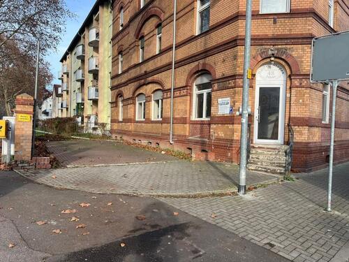 Foto - Ladenlokal - 1.700,00&nbsp;EUR Kaltmiete, ca.&nbsp; 100,00&nbsp;m&sup2;