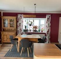 Vollständig möblierte Erdgeschosswohnung mit Terrasse - Siegsdorf