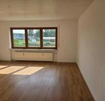 Schöne, helle 3-Zi. mit Terrasse + 2 Stellplätzen in Wiesenfeld - Karlstadt