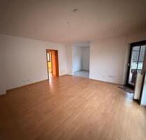 Helle 2 Zimmer Wohnung in Mainaschaff mit Balkon, EBK & Stellpalt - Aschaffenburg Gailbach