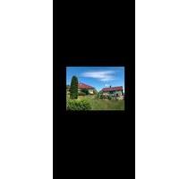 Einfamilienhaus im Bungalow Stil und FerienWohn-Bungalow - Waltershausen