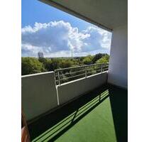 1,5-Zimmer-Wohnung mit 7-Meter-Balkon & traumhafter Aussicht – St - Gelsenkirchen