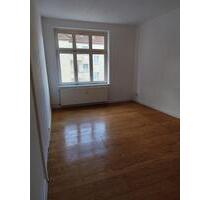 3 Zimmer Wohnung mit Einbauküche und Balkon - Schwerin Neumühle